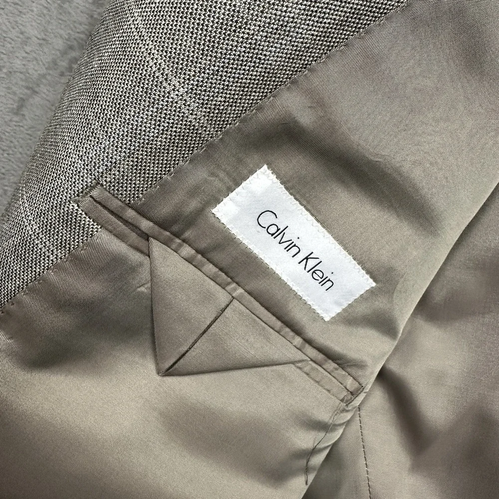 Calvin Klein Blazer Jacket Sport Coat Men's 42R Silk Wool Plaid Tan Gray Glen